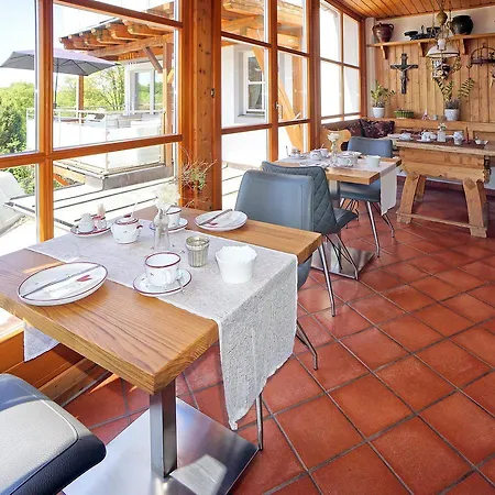 Hotel Boutique Loipenhof 4*