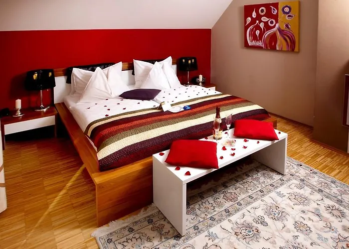 Boutique Loipenhof Hotel Loipersdorf bei Fuerstenfeld